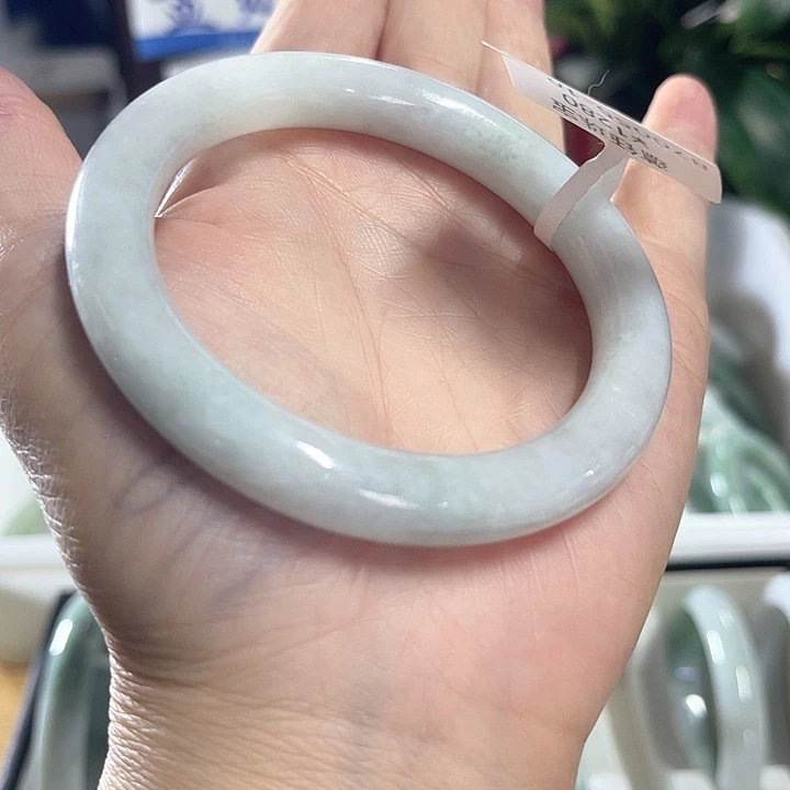 翡翠未镶嵌手镯纯天然翡翠手镯