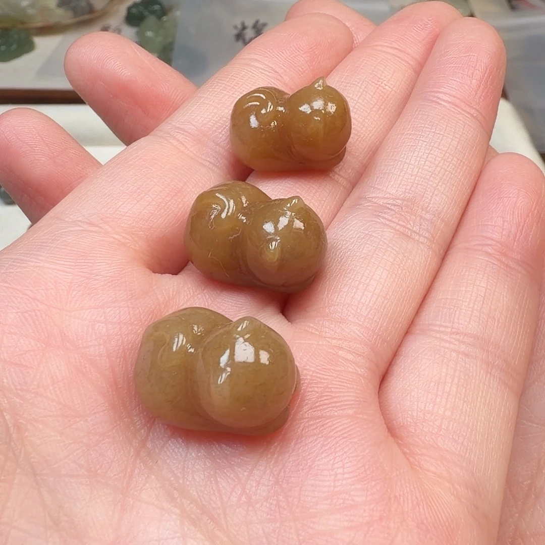 和田玉（糖玉）未镶嵌颈饰