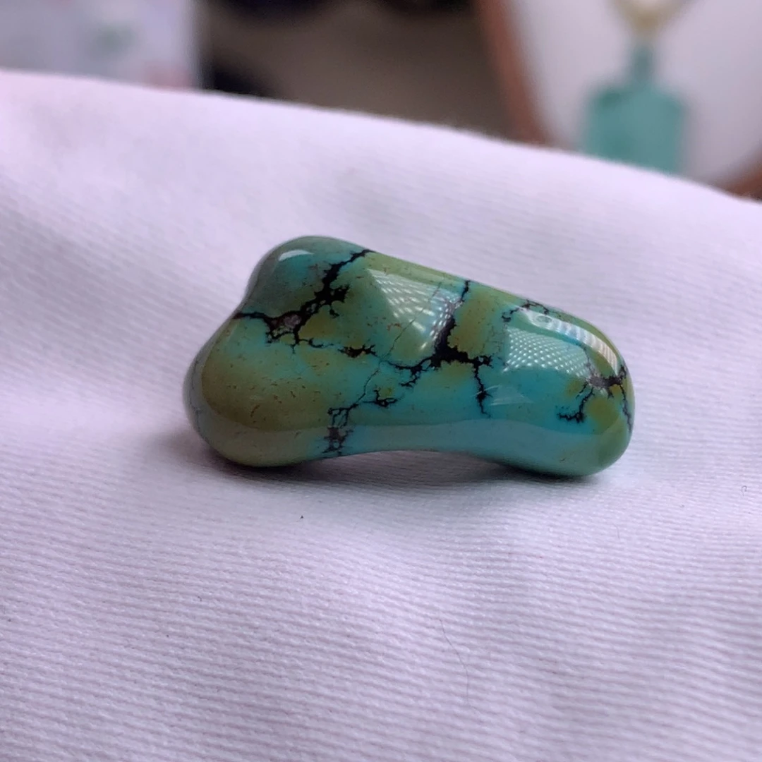 绿松石未镶嵌绿松石26*13