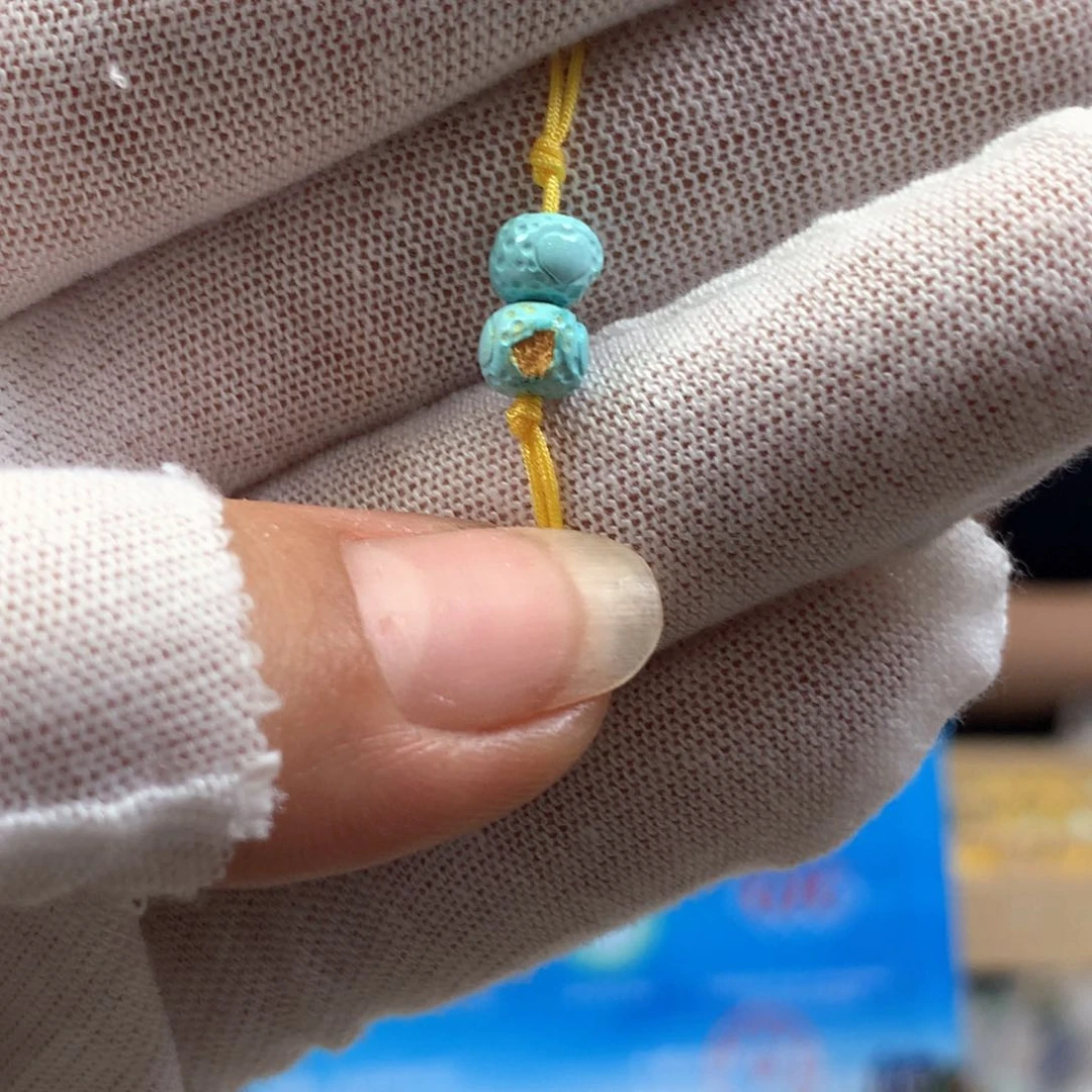 绿松石未镶嵌挂件