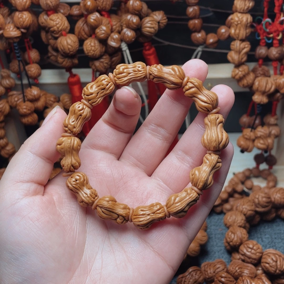 木质类龙纹桃枭手串