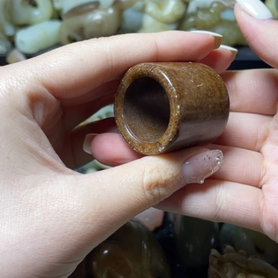 未镶嵌和田玉（糖玉）车挂