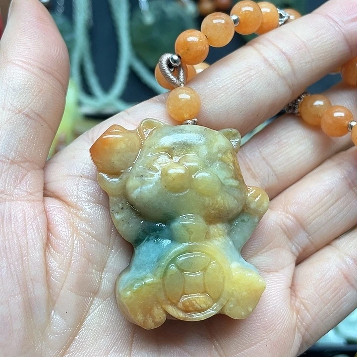 未镶嵌蛇纹石玉颈饰