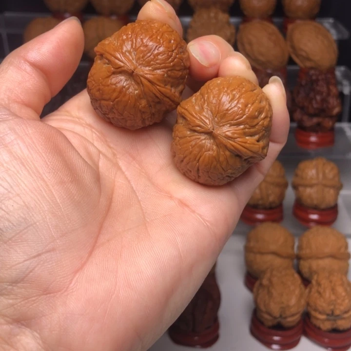 文玩核桃吊坠2铁锤妹妹