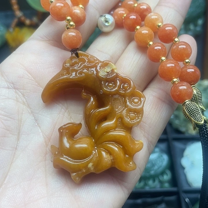 未镶嵌蛇纹石玉颈饰