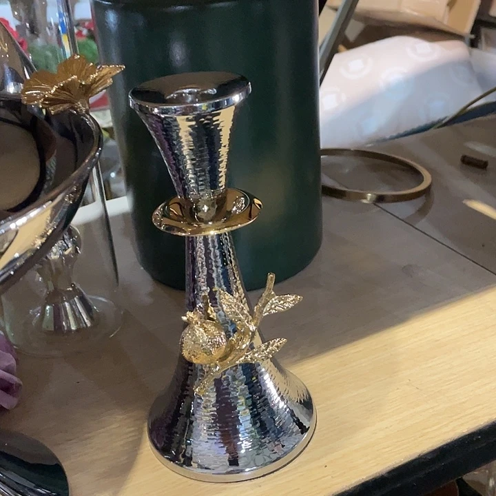 陶瓷花瓶，茶杯茶具。