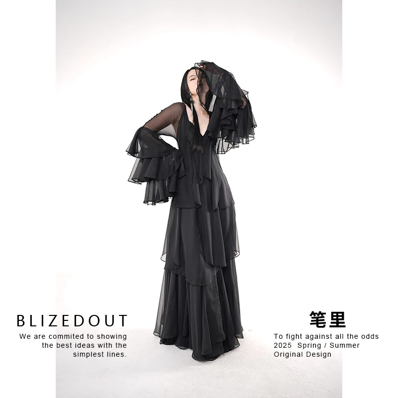 笔里【BLIZEDOUT】水滴系列设计5031901黑色微透堆叠高密纱外穿纱衣