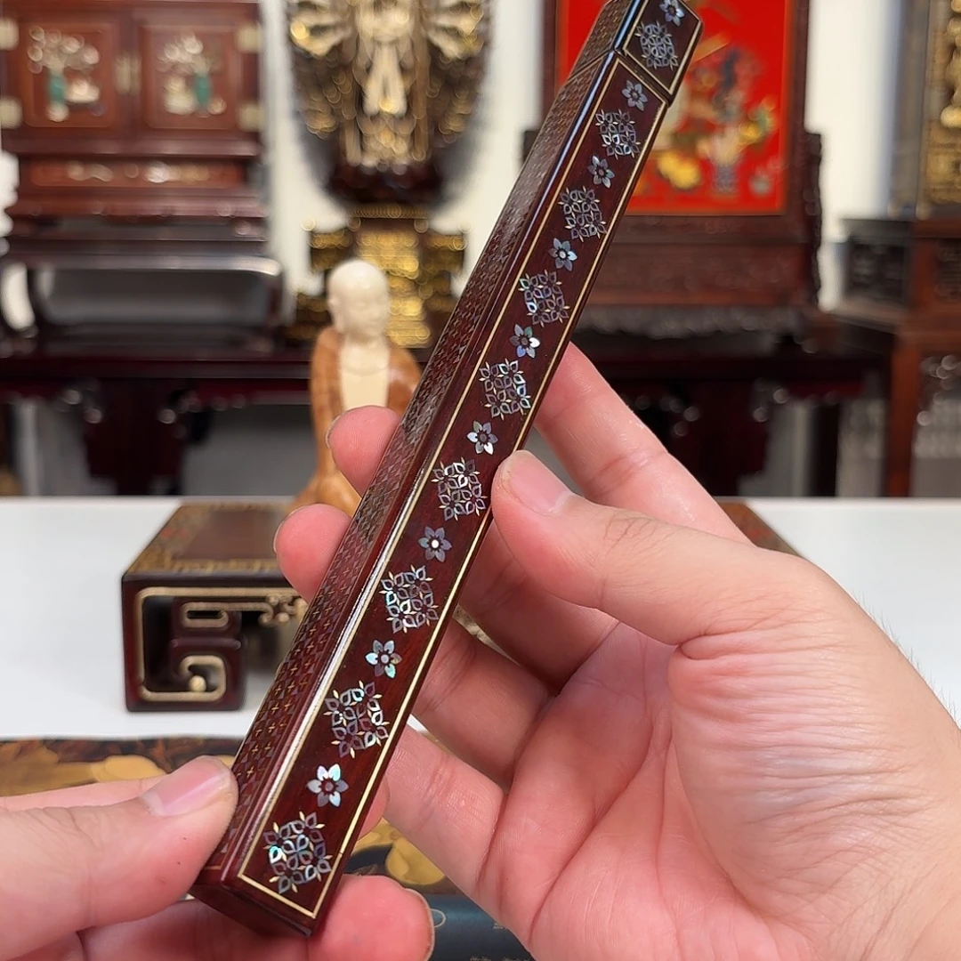 紫檀木类成套家具小叶紫檀香筒