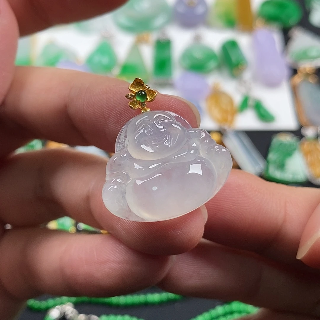 翡翠18K金镶嵌颈饰翡翠