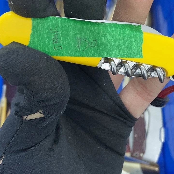 善***户外多功能折叠小刀