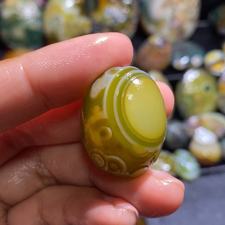 未镶嵌玛瑙/玉髓珠宝奇石