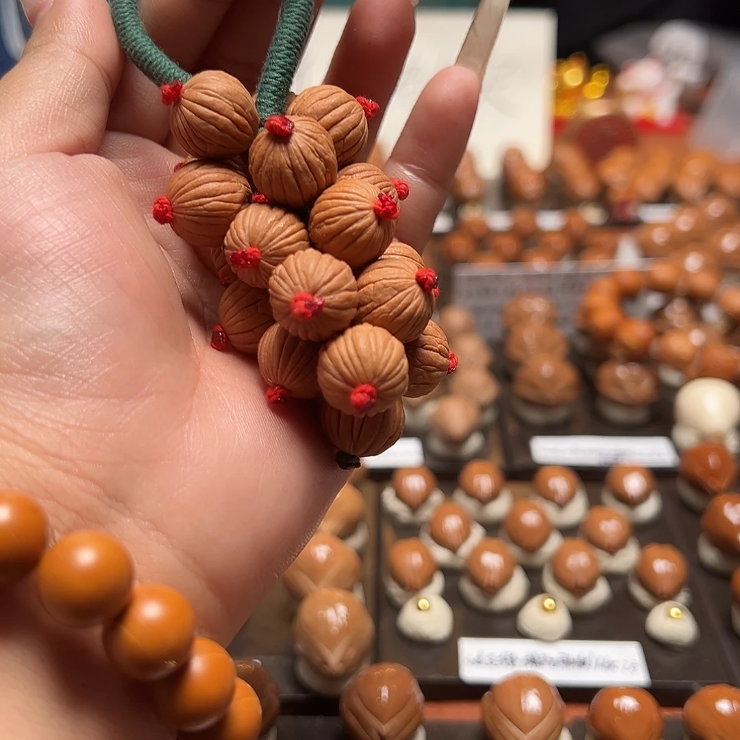 橄榄核吊坠橄榄核雕刻手工艺品