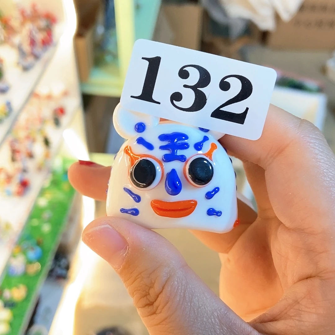 琉璃手工艺品?*食132老虎