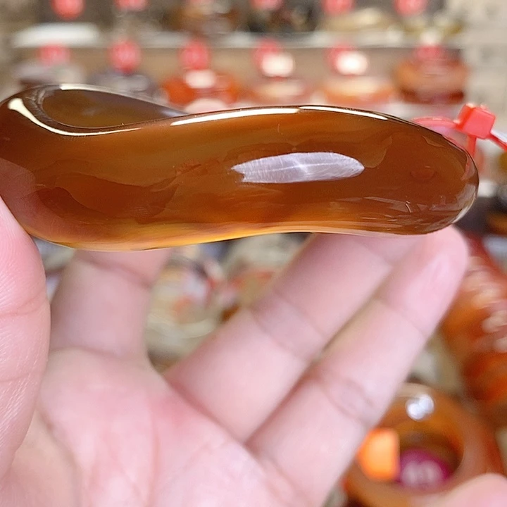 玛瑙/玉髓手镯未镶嵌名**际