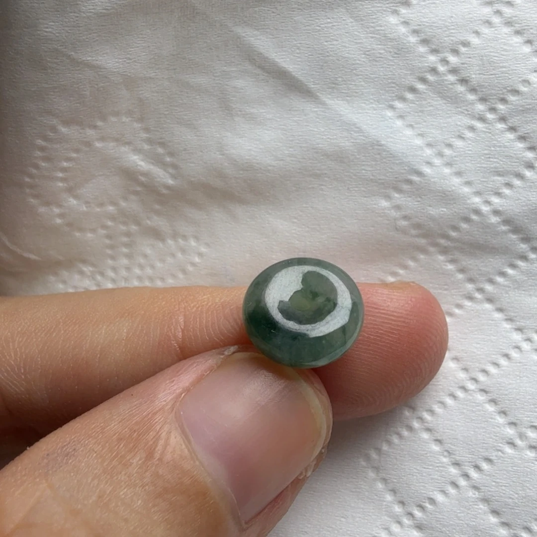 豆***豆翡翠未镶嵌颈饰101