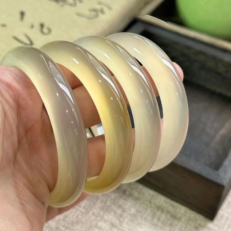 正品香槟金手镯玛瑙玉髓手镯玉镯手镯生日礼物多样性发一条