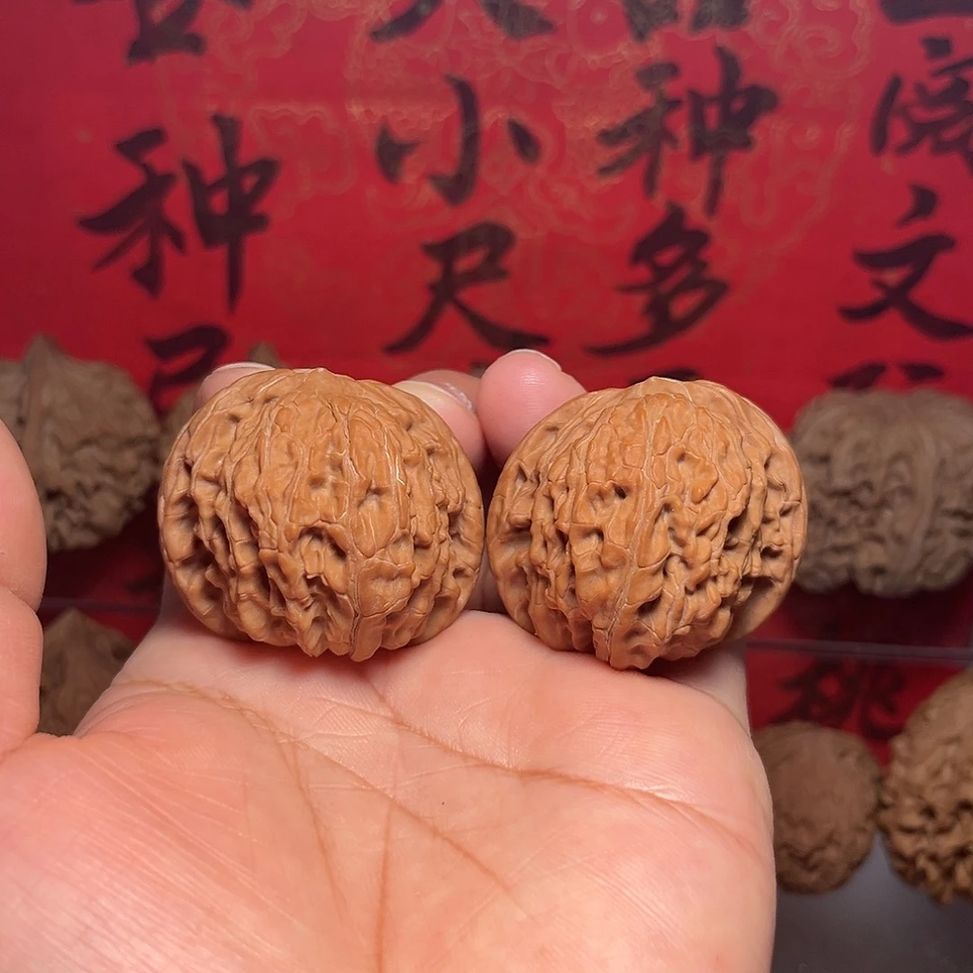 文玩核桃吊坠3.9尺+磨盘