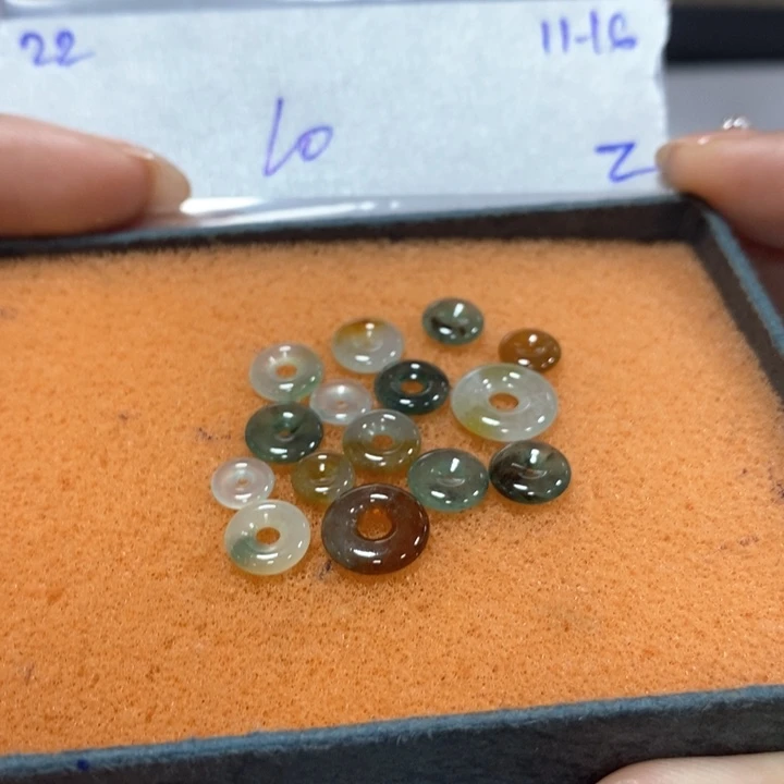 用***1定制翡翠未镶嵌不退