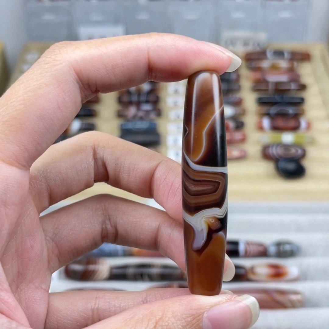 用***2玛瑙/玉髓合金颈饰