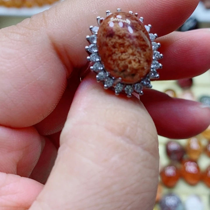 未镶嵌颈饰水晶水晶