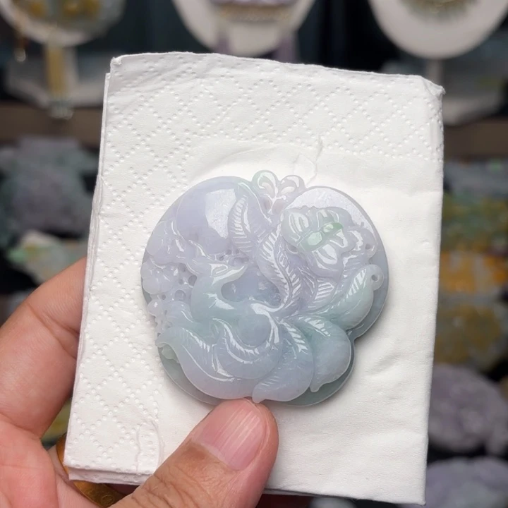 翡翠未镶嵌颈饰吊坠