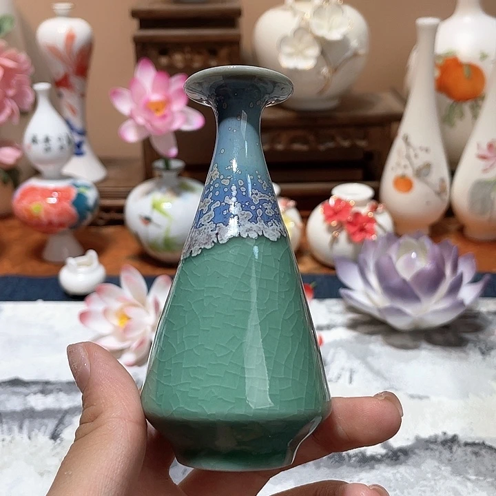 手工陶瓷精致摆件