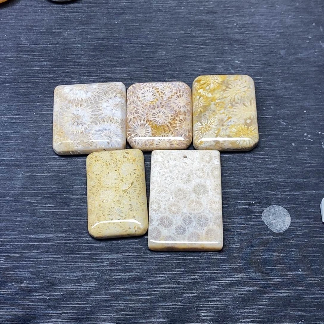 硅化玉颈饰合金?****'吊坠