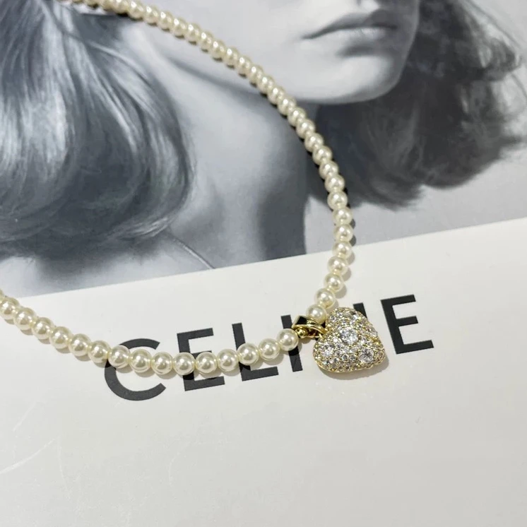 铜合金项链 轻奢小众爱心吊坠米珠锁骨链甜美百搭温柔