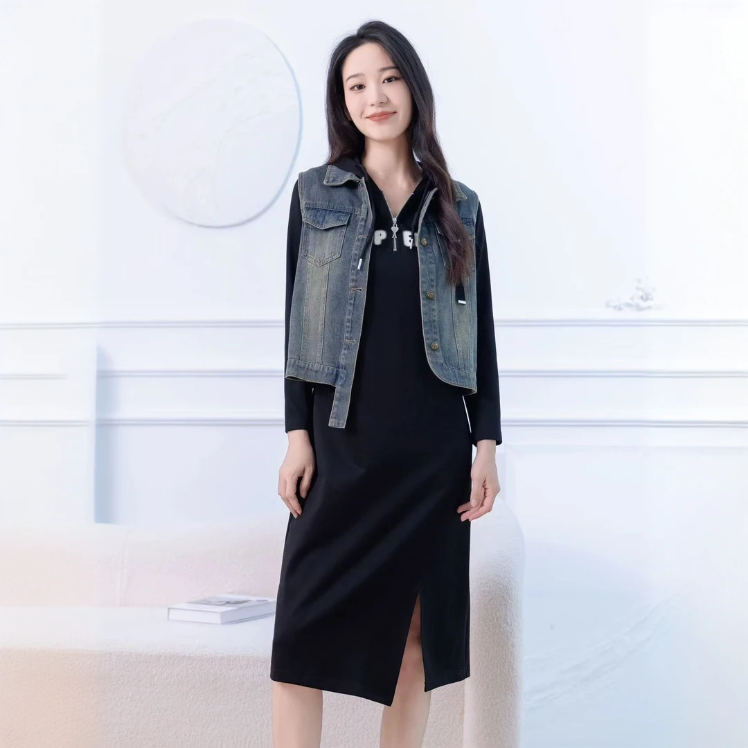 【F909】女士休闲风无袖牛仔外套时尚套装时尚修身显气质两件套