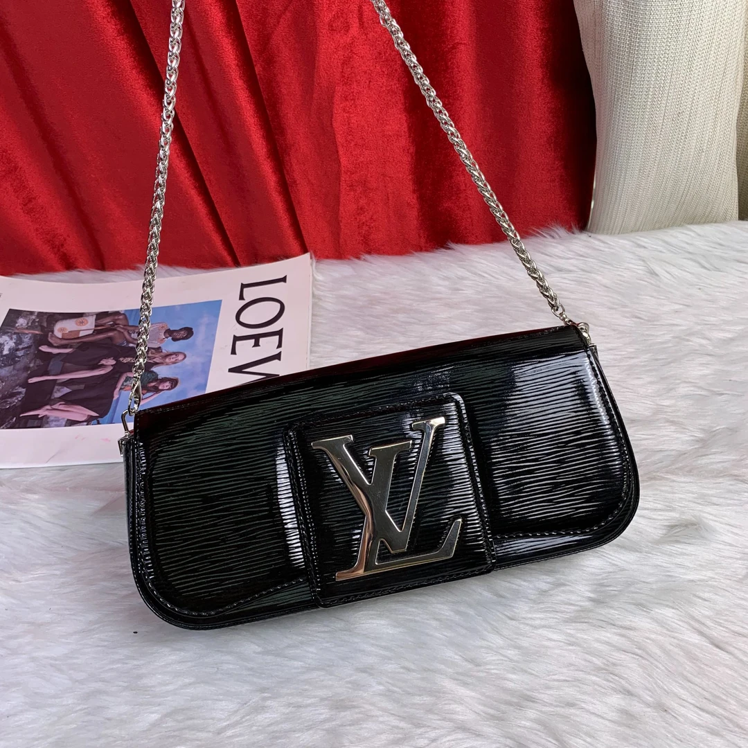 95新 LouisVuitton/路易威登 黑色水波纹信封包/WJ08127734/7734