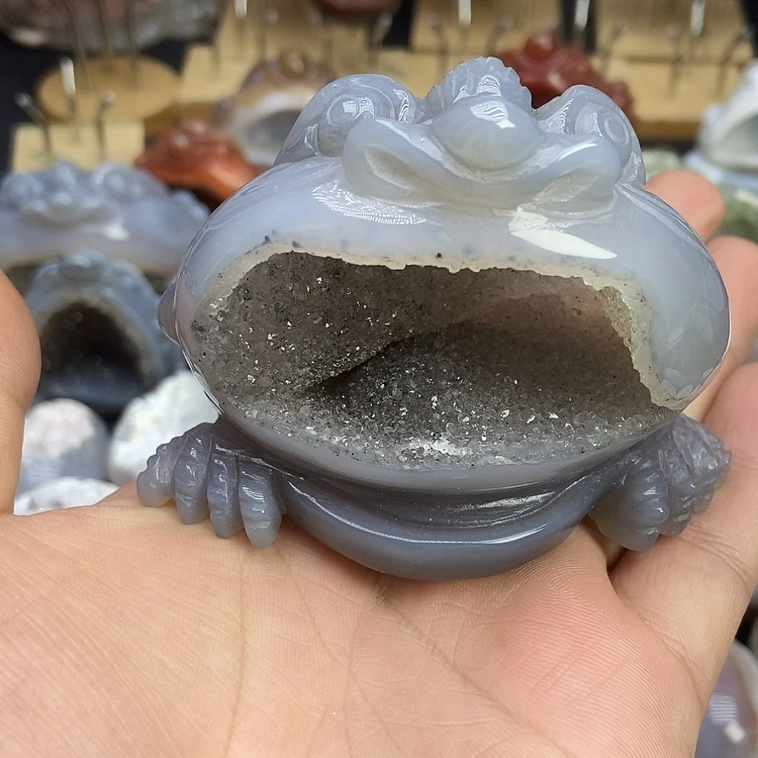 玛瑙/玉髓未镶嵌珠宝奇石