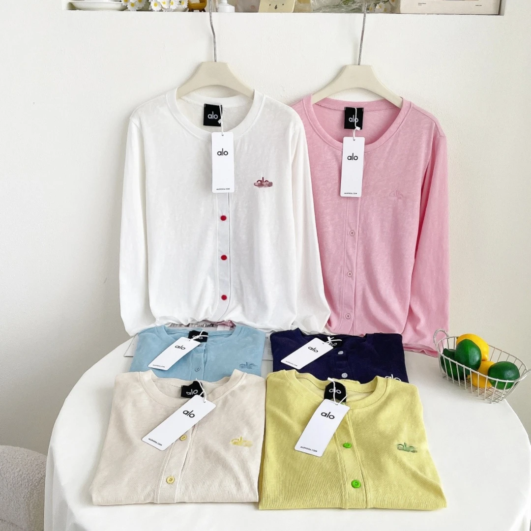 韩系显瘦减龄休闲针织衫长袖甜美风出行