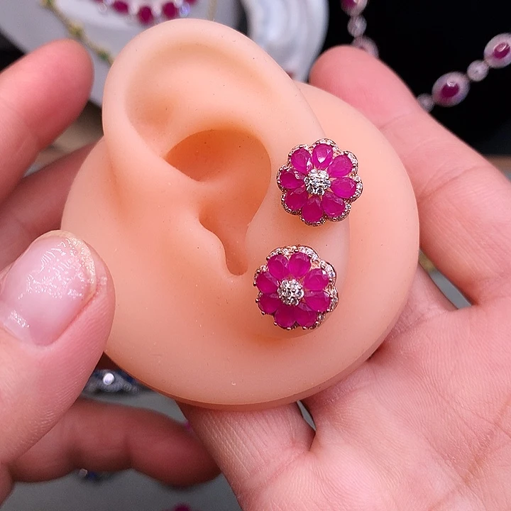 红宝石银S925镶嵌耳饰