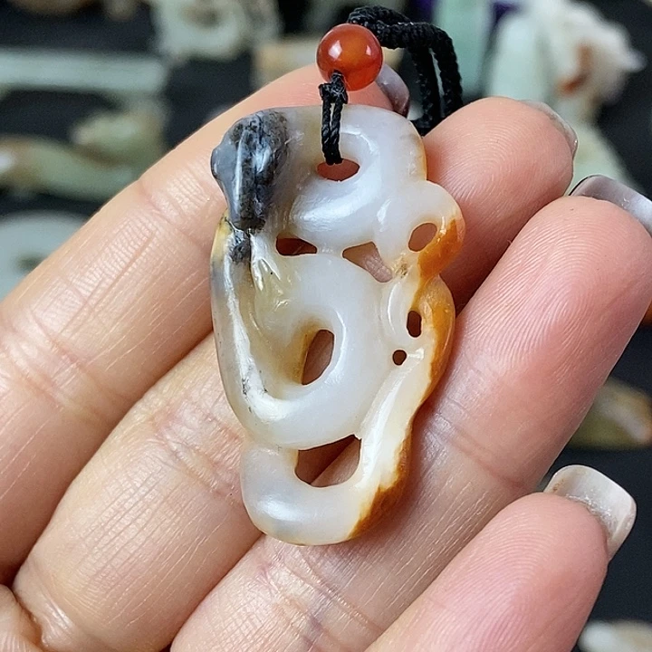 和田玉（糖玉）挂件未镶嵌