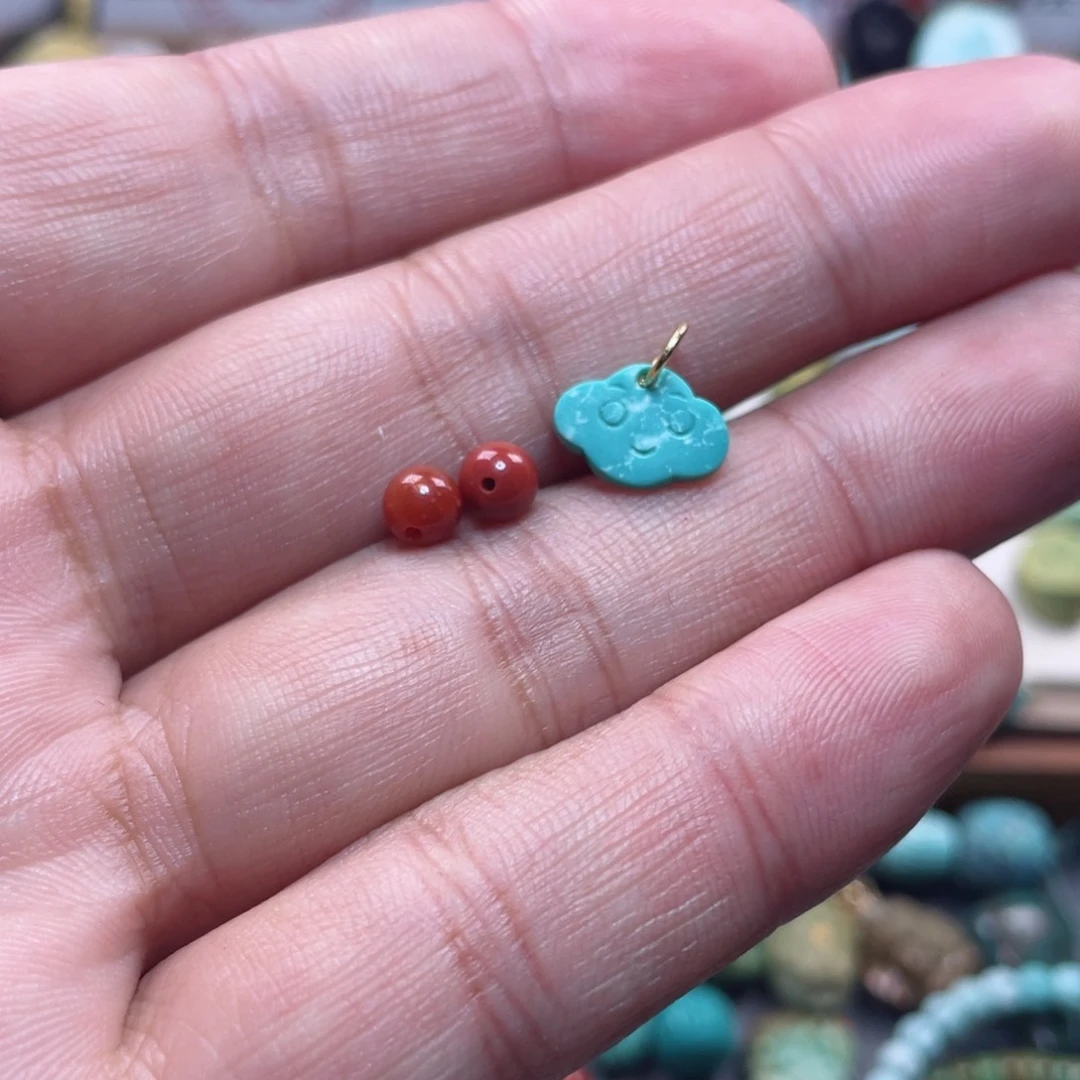 南红玛瑙配饰未镶嵌