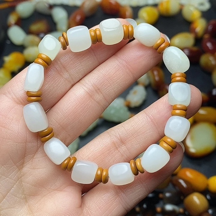 和田玉未镶嵌手链