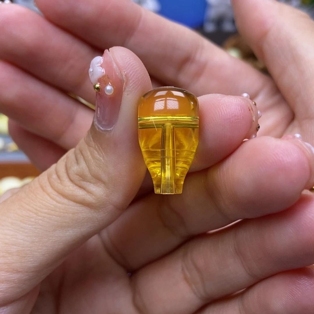 琥珀未镶嵌珠宝奇石11.3