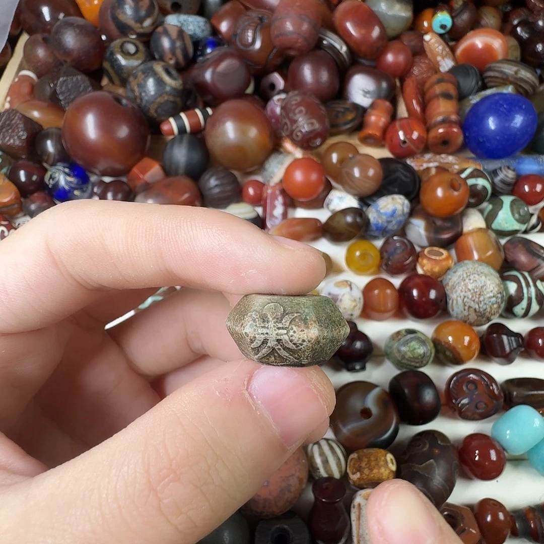 玛瑙/玉髓未镶嵌纯天然玛瑙