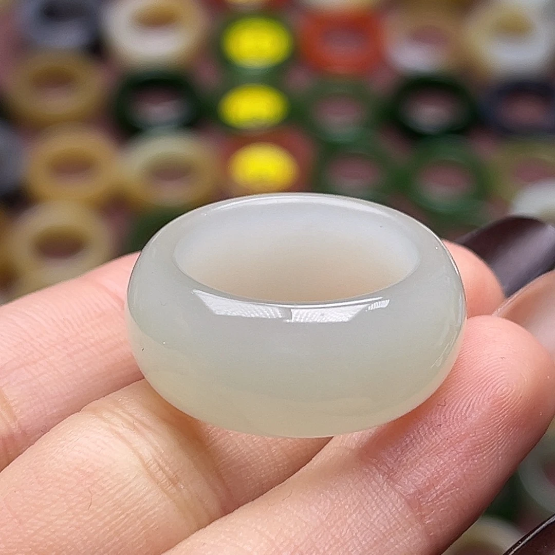 和田玉未镶嵌戒指18.9荔枝肉