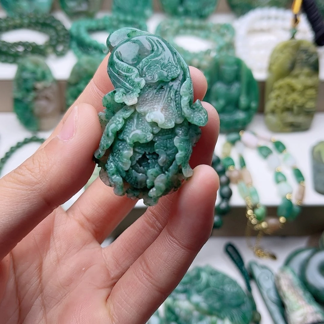 独山玉挂件未镶嵌栀****欢
