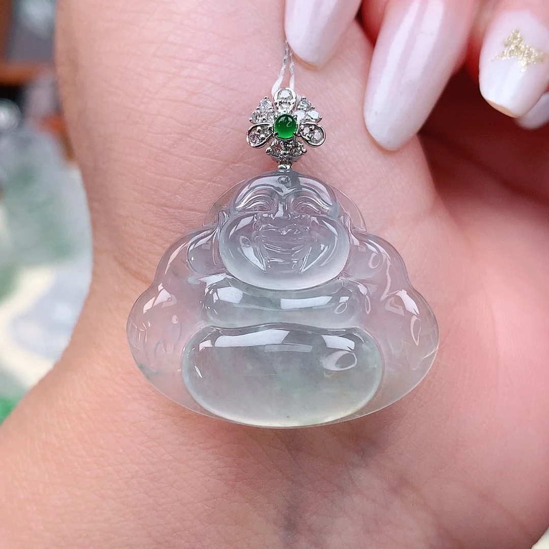 颈饰18K金镶嵌翡翠佛公