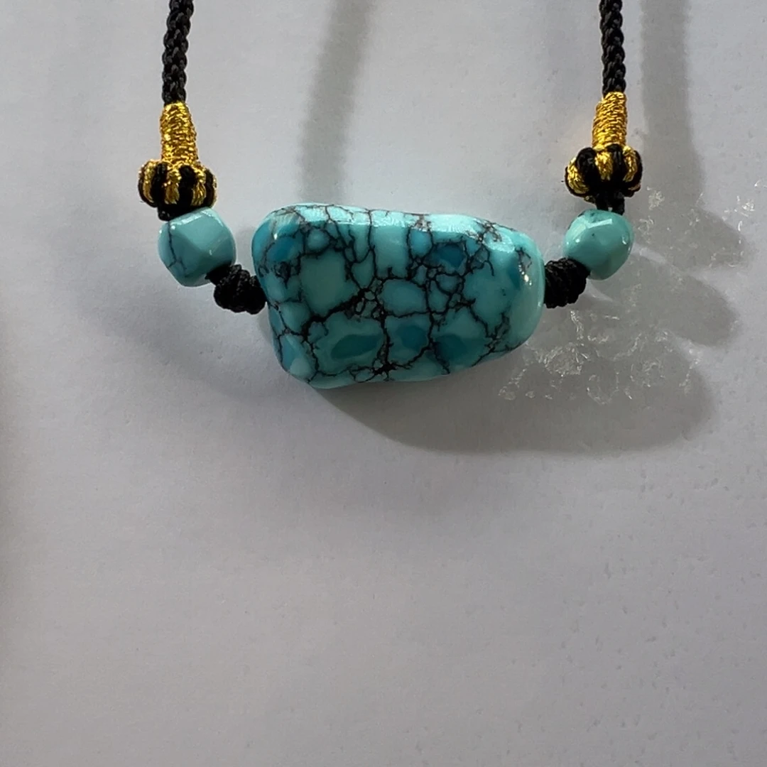 绿松石未镶嵌挂件