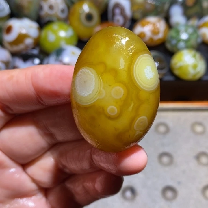 未镶嵌玛瑙/玉髓珠宝半成品95