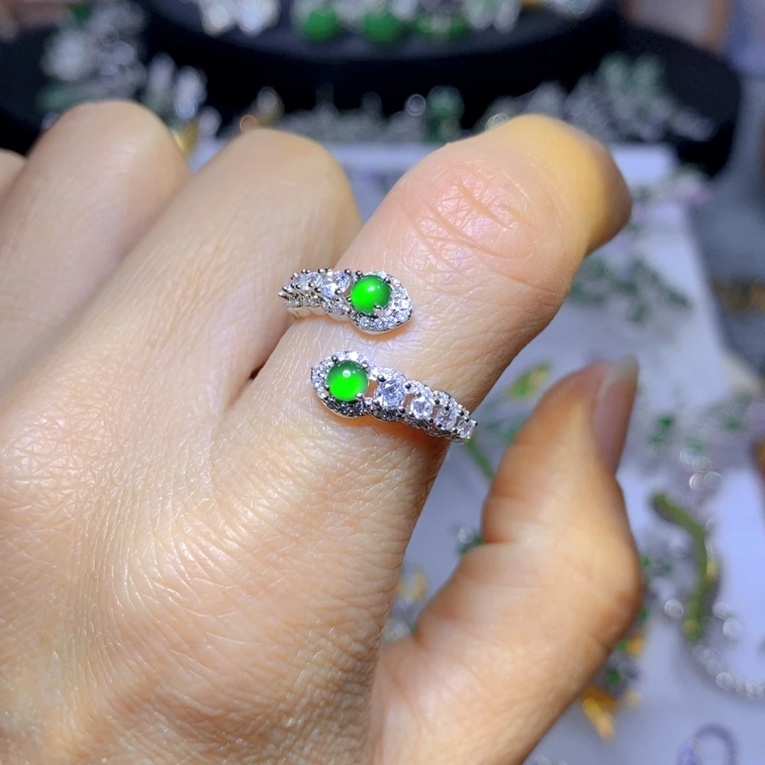 翡翠颈饰银S925镶嵌天然翡翠