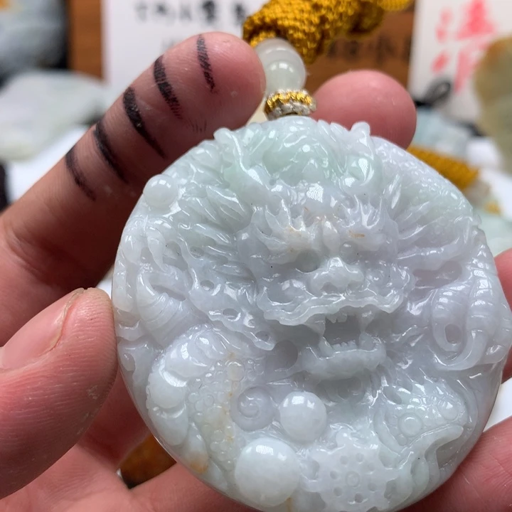 翡翠未镶嵌颈饰保真天然a货翡翠