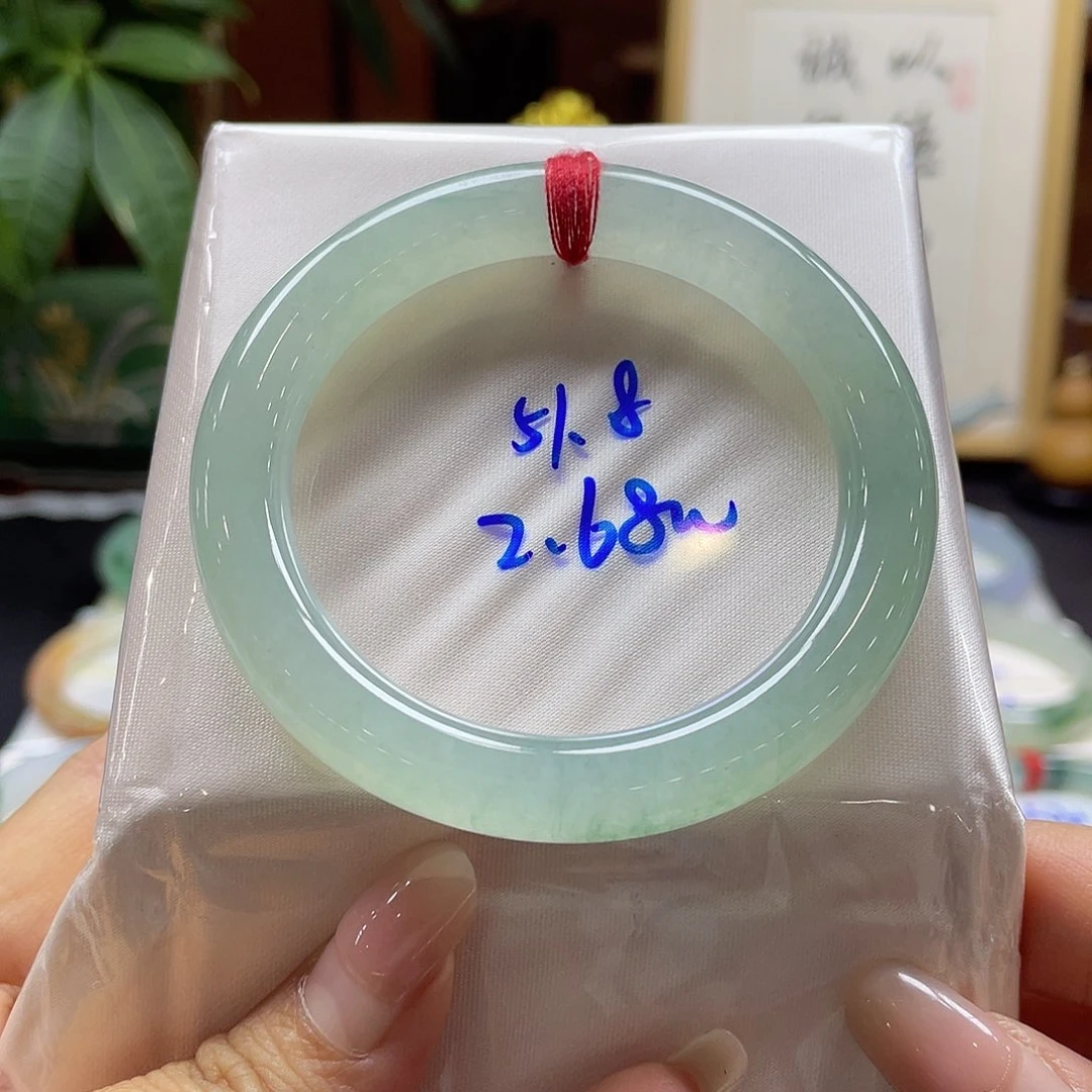 翡翠未镶嵌手镯28 号链接