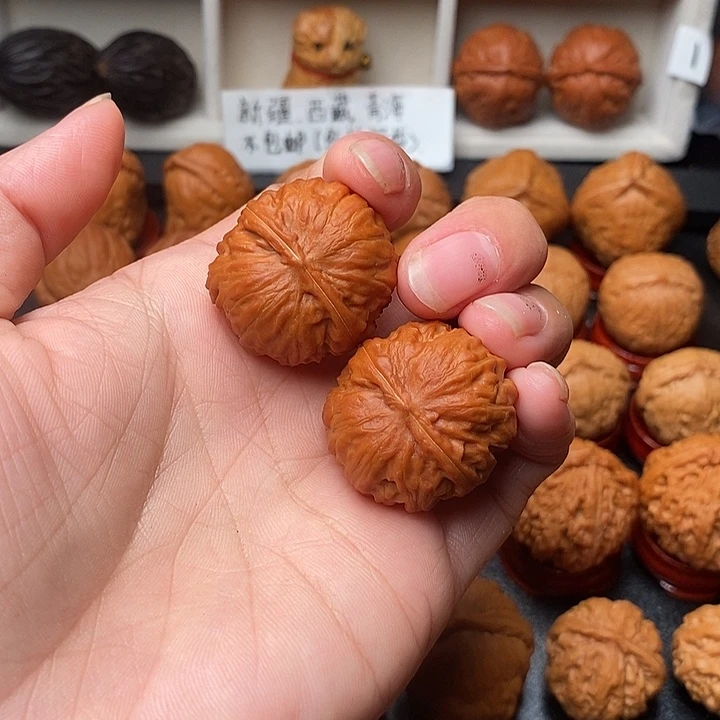 文玩核桃吊坠磨盘