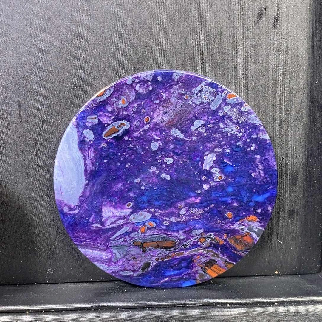 苏纪石（舒俱来）未镶嵌南非老矿舒俱来蓝紫幻彩圆牌