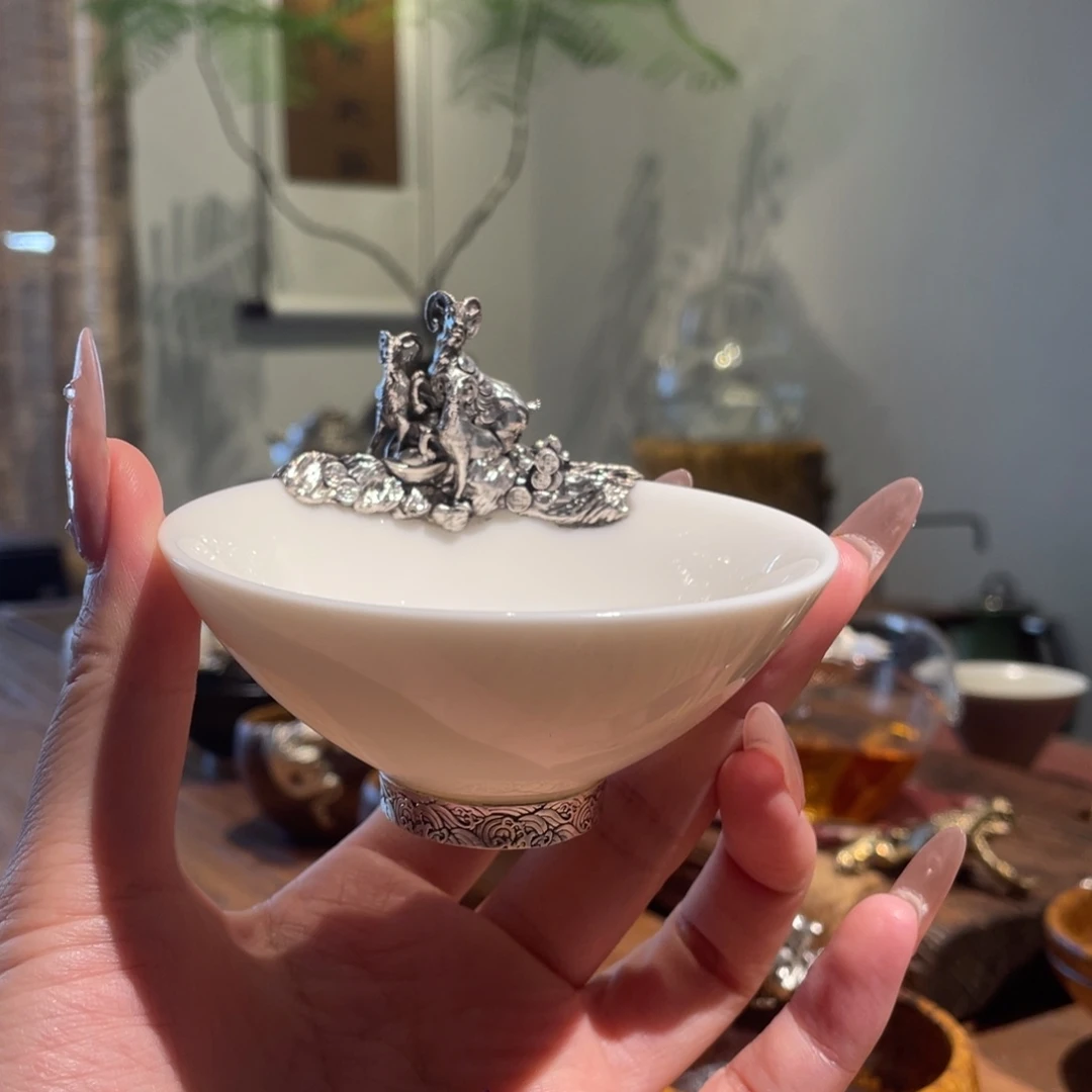 刘***军顺丰快递包邮 三羊开泰