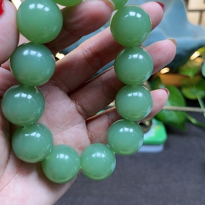 和田玉手串未镶嵌